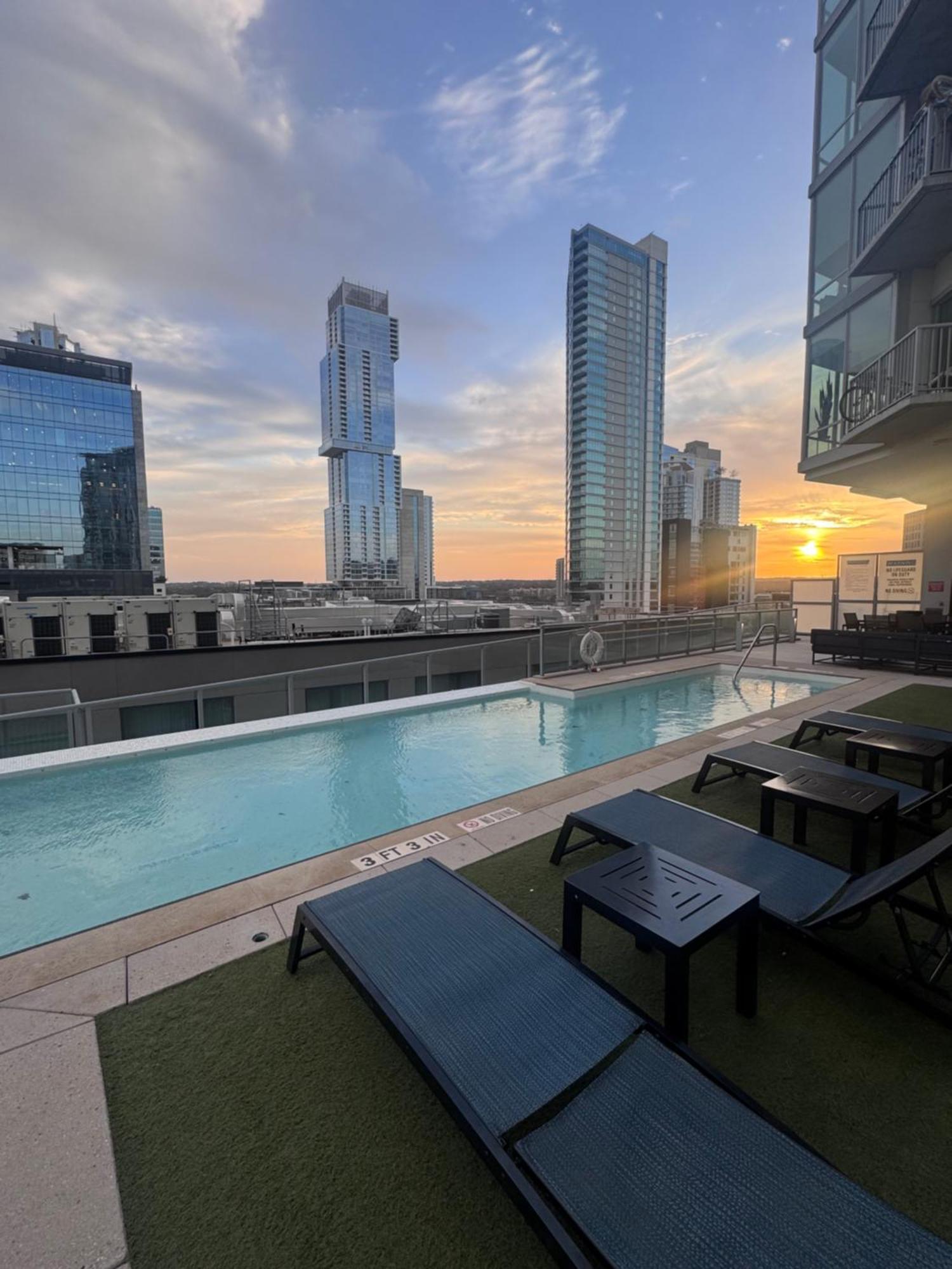 Music City Penthouse Lägenhet Austin Exteriör bild